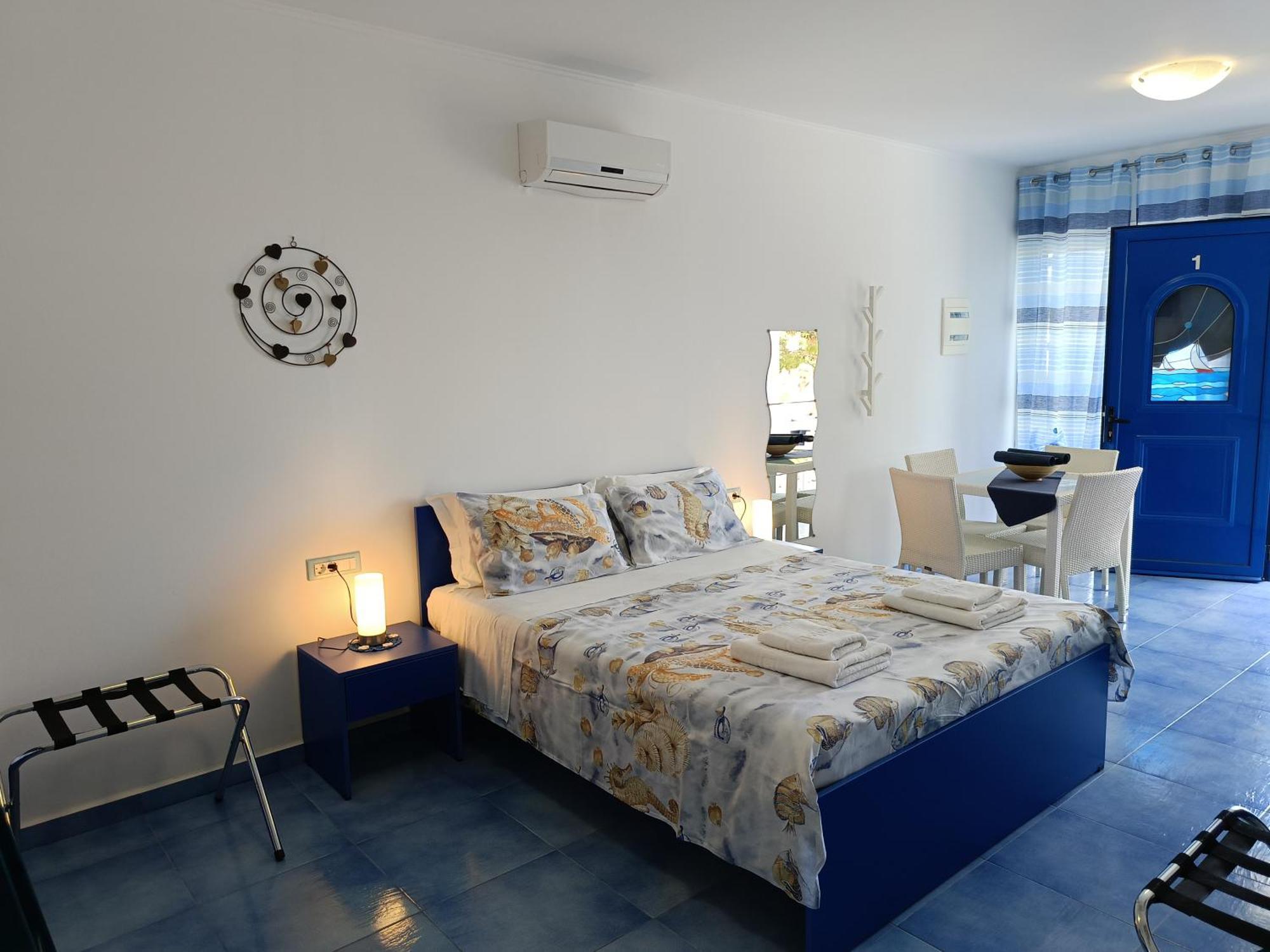 Bouganville Stegna * Archangelos (Rhodes)