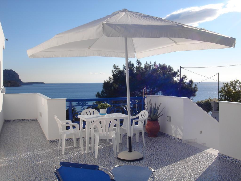 Bouganville Stegna Apartment